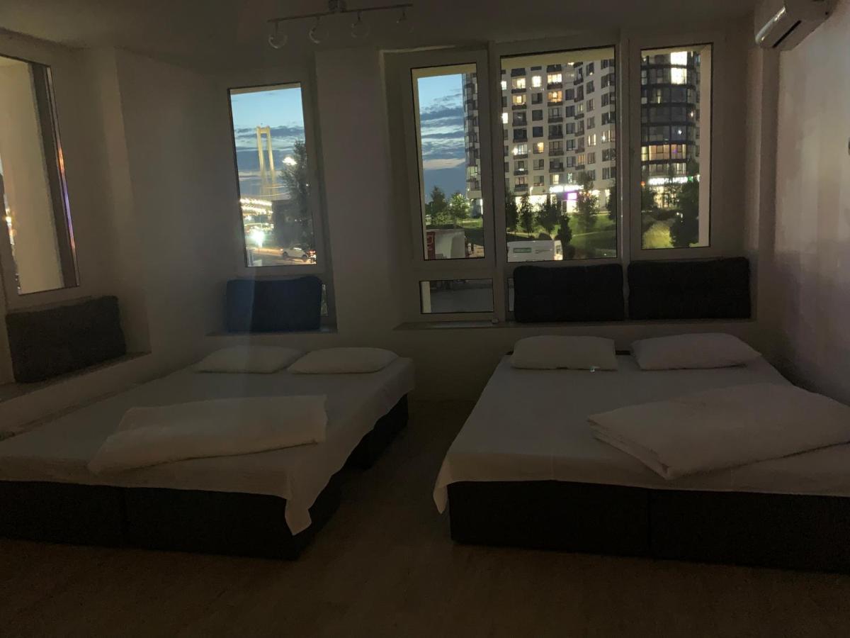 New 3 Rooms Apartment Near The Metro Station Kiev Buitenkant foto